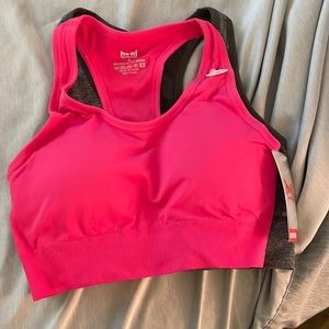 Profit new sports bras